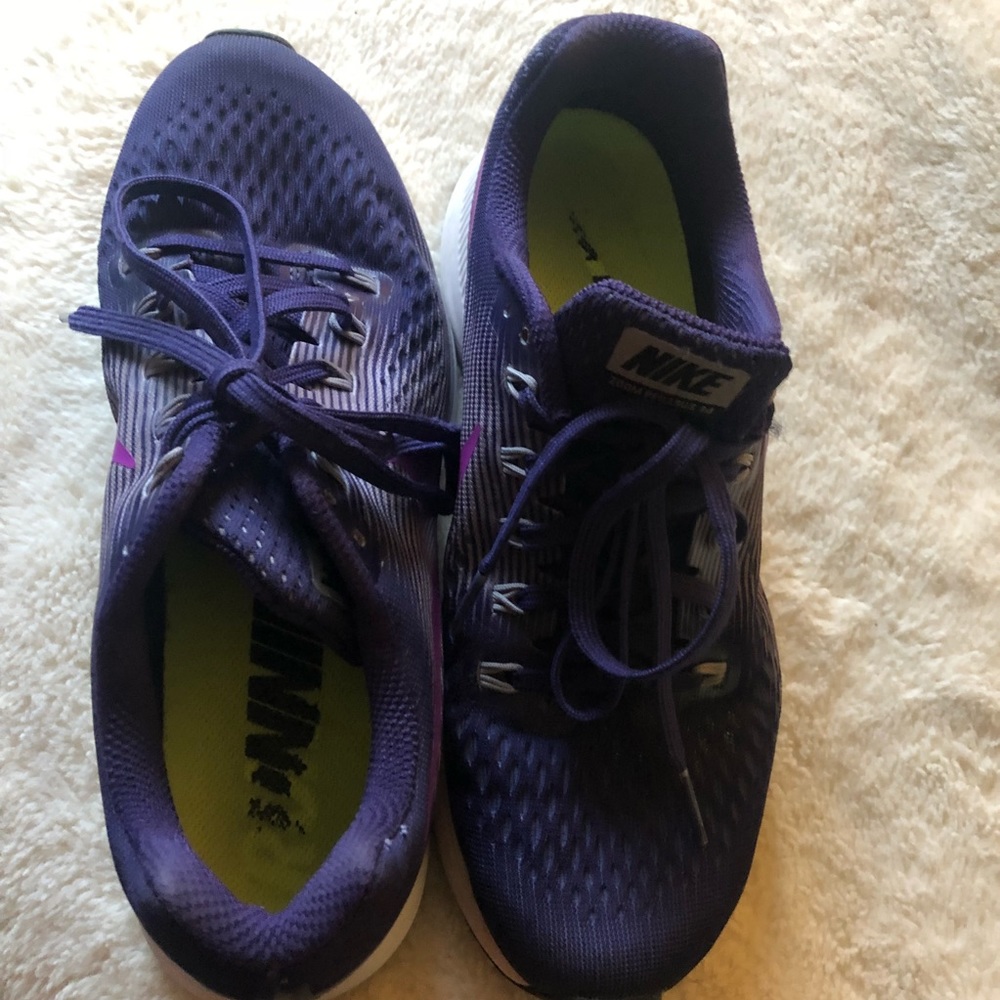 Nike shoes  purple, black & grey. Awesome! 8.5 - Picture 5 of 8